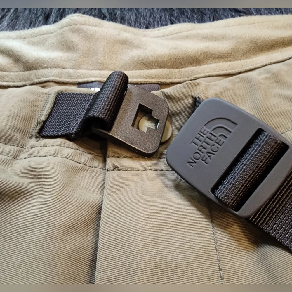 NEW The North Face Convertible Pants that Zip off into shorts!  Men's Size 36